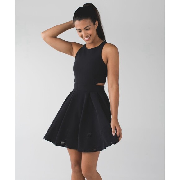 Lululemon Fit And Flare Away Dress Women’s Sz 0 Black Open Back Mesh Sleeveless - Picture 1 of 13